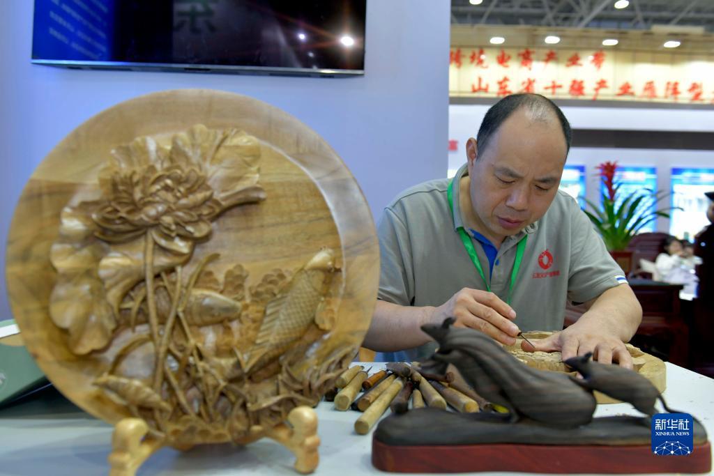 云顶真金棋牌
